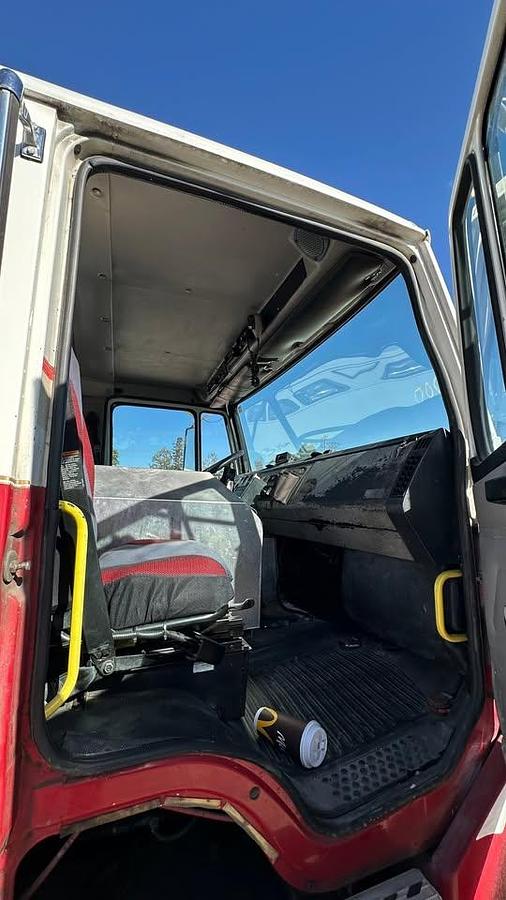 Used 2000 FREIGHTLINER Fl80 Crew Cab