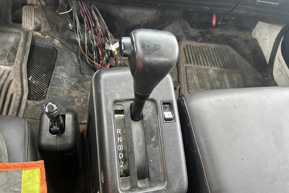 Used 2012 Hino 268 4x2 rollback truck