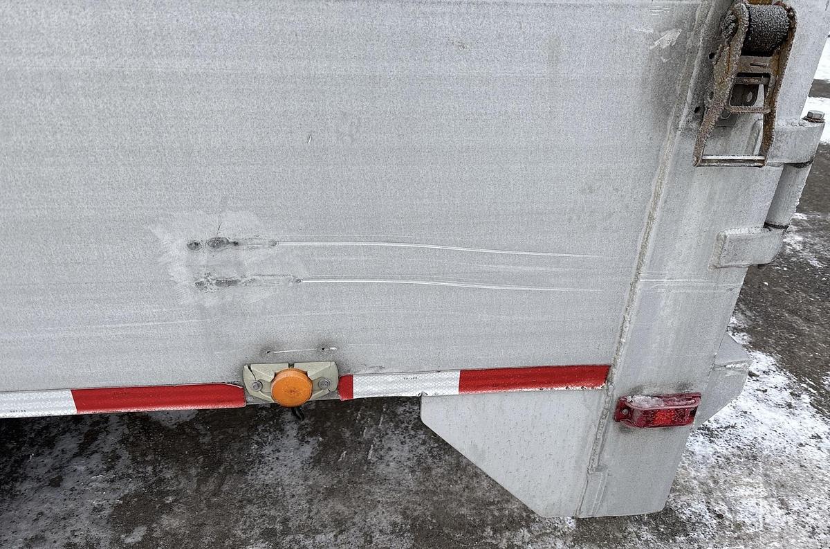 Used 2000 Titan 53 ft x 102 in T/A Moving Floor Open-Top Chip Trailer