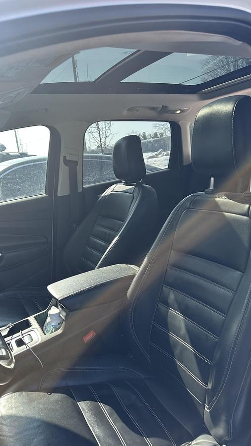 Used 2018 Ford Escape sel fully loaded