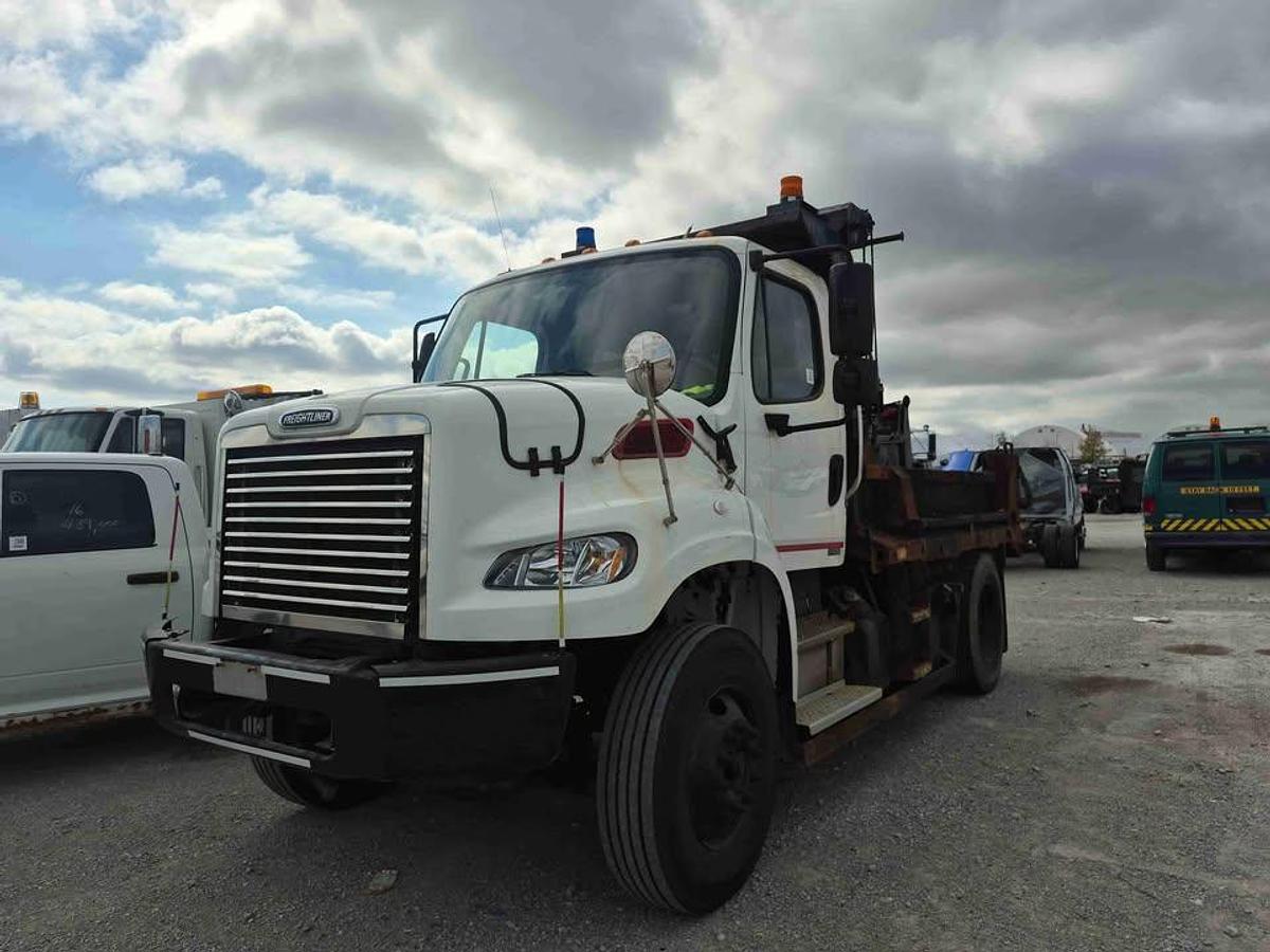 Used 2012 FREIGHTLINER M2 106 heavy duty