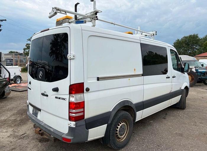 Used 2012 Mercedes-Benz Sprinter cargo vans