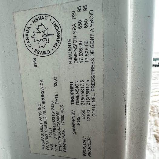 Used 2003 Hino FB1817 24’ DryVan with tailgate 1