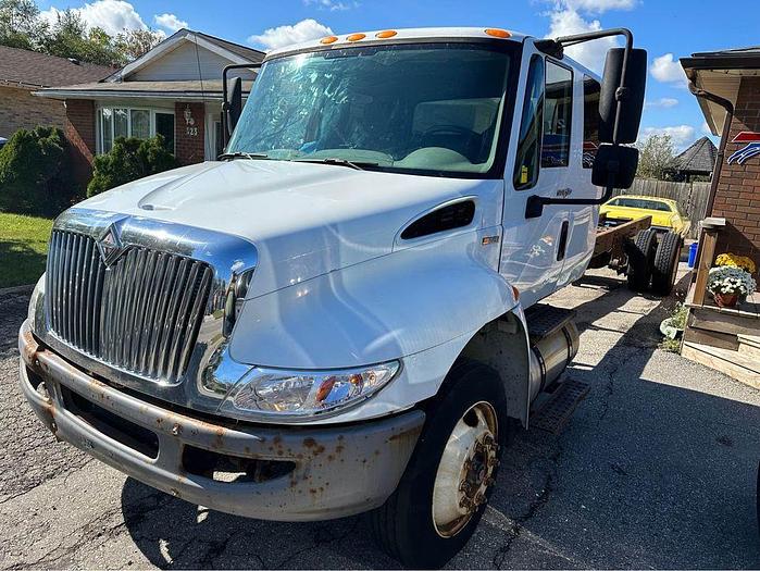 Used 2010 INTERNATIONAL 4300 $11,995 auto/hydraulic brakes 24’ frame