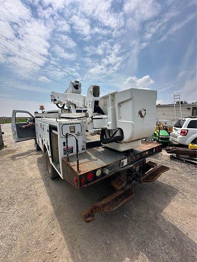 Used 2013 Ford F-550 XL Ford 4x2 Bucket Truck Altec at37g 37ft