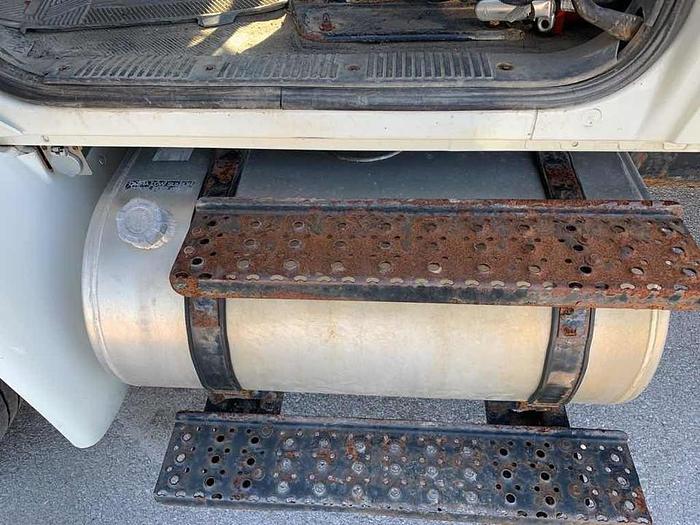 Used 2012 INTERNATIONAL 4300 LP KANGO HOOK LIFT  Only $32,500