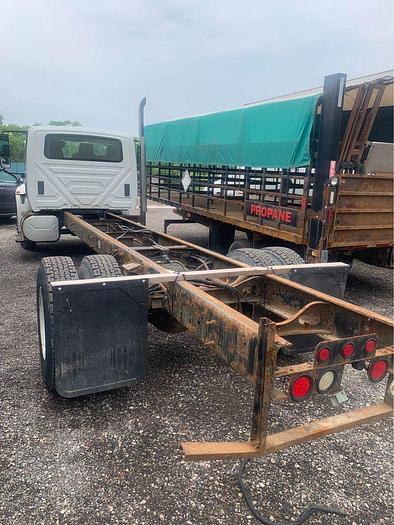 Used 2013 International 4300 SERIES air br cab and chassis