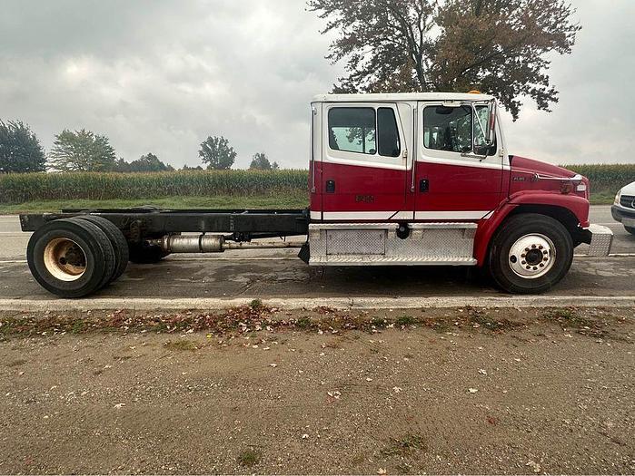 Used 2000 FREIGHTLINER Fl80, Crew Cab, cab & chassis, $19,995
