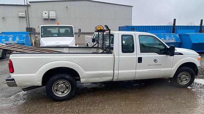 Used 2011 FORD F250 2WD 8 FOOT BOX 6.2 l v8 gas runs