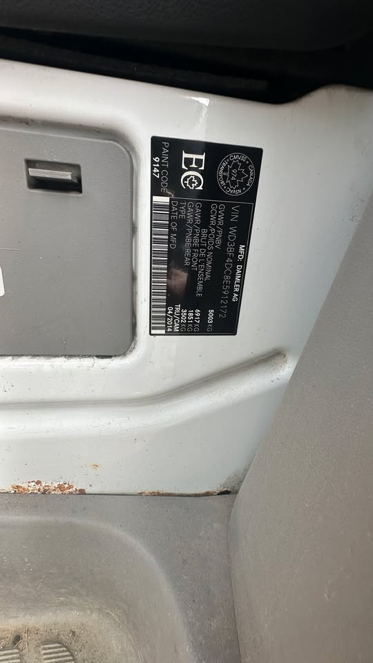 Used 2014 Marcedes Sprinter high cube
