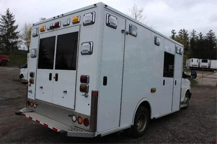 Used 2016 Chevrolet Express Commercial Cutaway 3500 Diesel Ambulance
