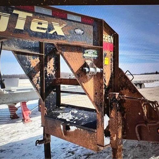 Used 2017 Big Tex 32 ft Flatbed, 23,900 LBS GooseNeck $19,995.