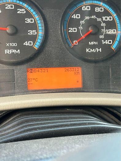 Used 2013 International 4300 21’ Reefer thermoking auto