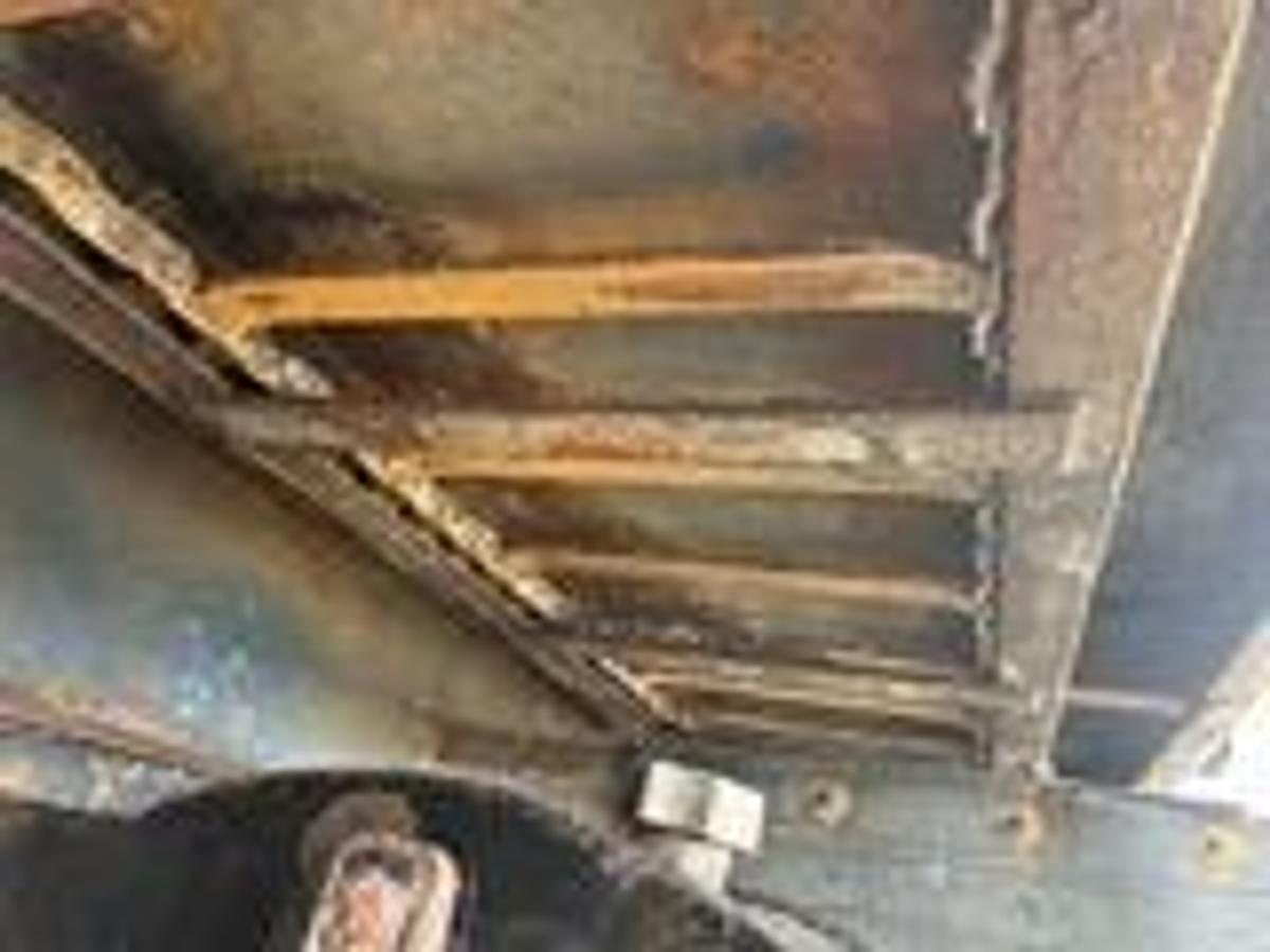 Used 2010 Freightliner M2 112 6x4 spreader truck