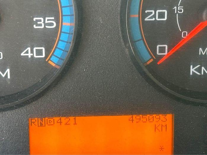 Used 2013 International 4300 Straight Truc 26 foot box curb