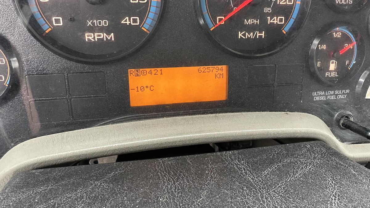 Used 2017 International 4300 box truck