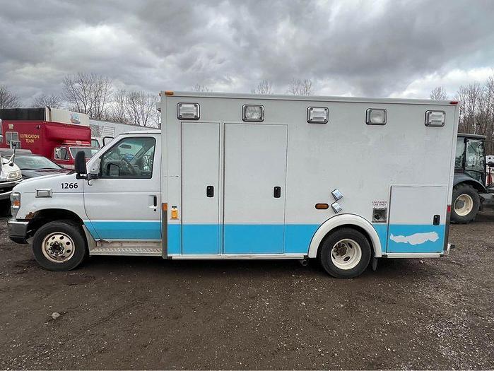 Used 2012 Ford Econoline E-350 AMBULANCE great for rv conversions,