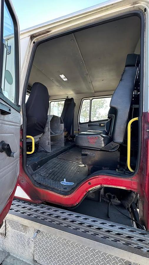 Used 2000 FREIGHTLINER Fl80 Crew Cab