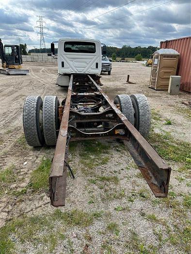 Used 2013 INTERNATIONAL 4300 EXTENTED CAB s/a automatic, air brakes