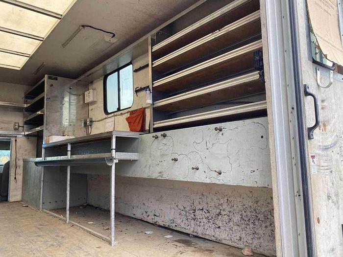 Used 2009 Ford Econoline E450 Super Duty 16' Cuber Service Truck