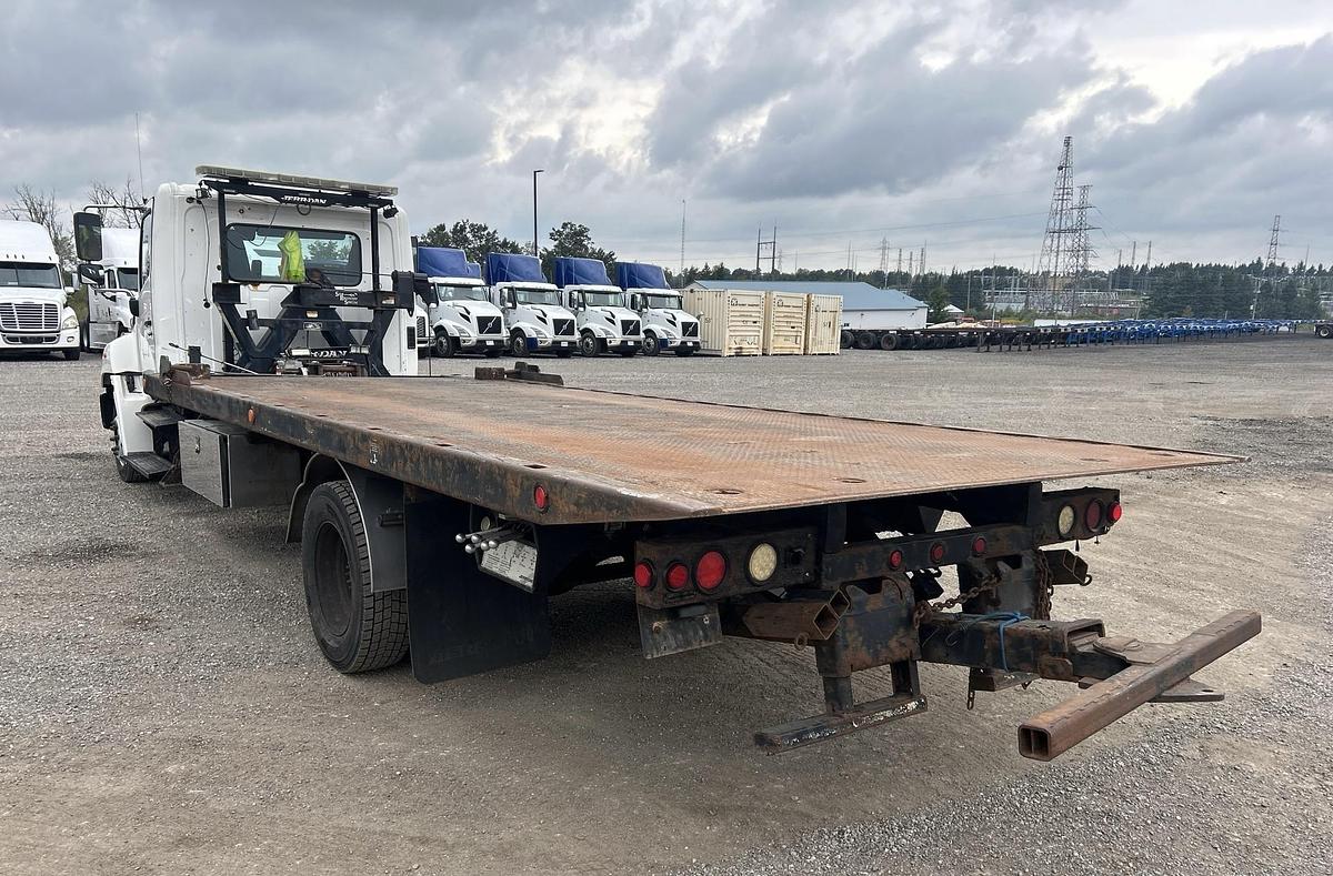 Used 2012 Hino 268 4x2 rollback truck