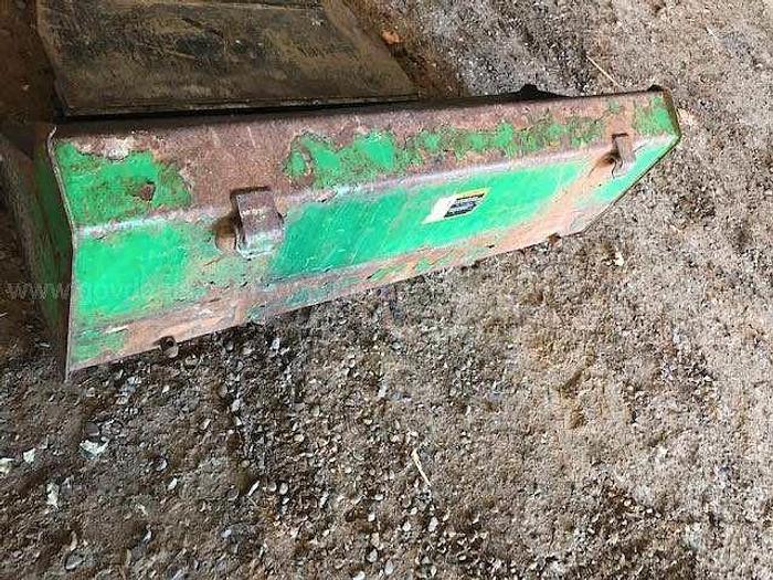 Used 2008 John Deere 3320 Tractor/Loader Mower, Bucket, Forks, 3 P.H.