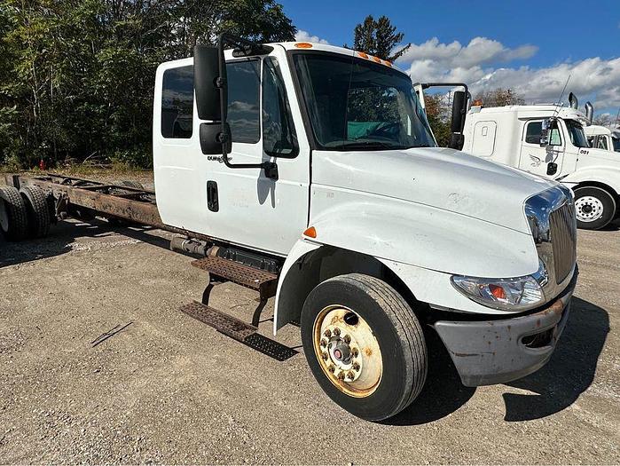 Used 2010 INTERNATIONAL 4300 $11,995 auto/hydraulic brakes 24’ frame