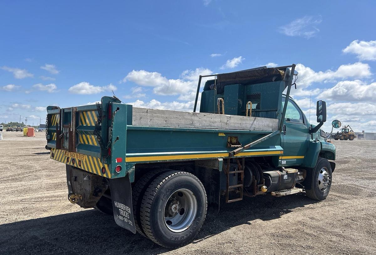 Used 2009 GMC C75 4x2 truck s/a dump truck