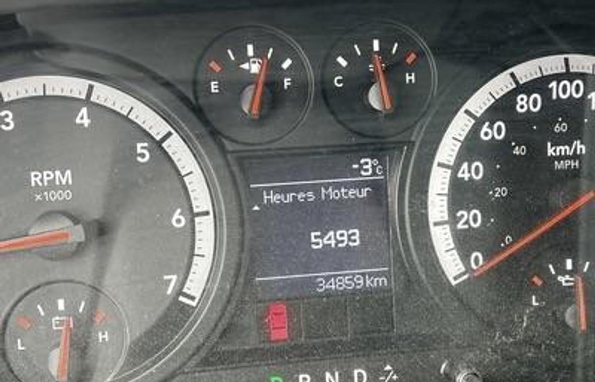 Used 2012 Ram 2500 4x2 crew cab utility truck