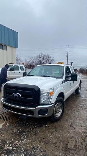 Used 2011 FORD F250 2WD 8 FOOT BOX 6.2 l v8 gas runs