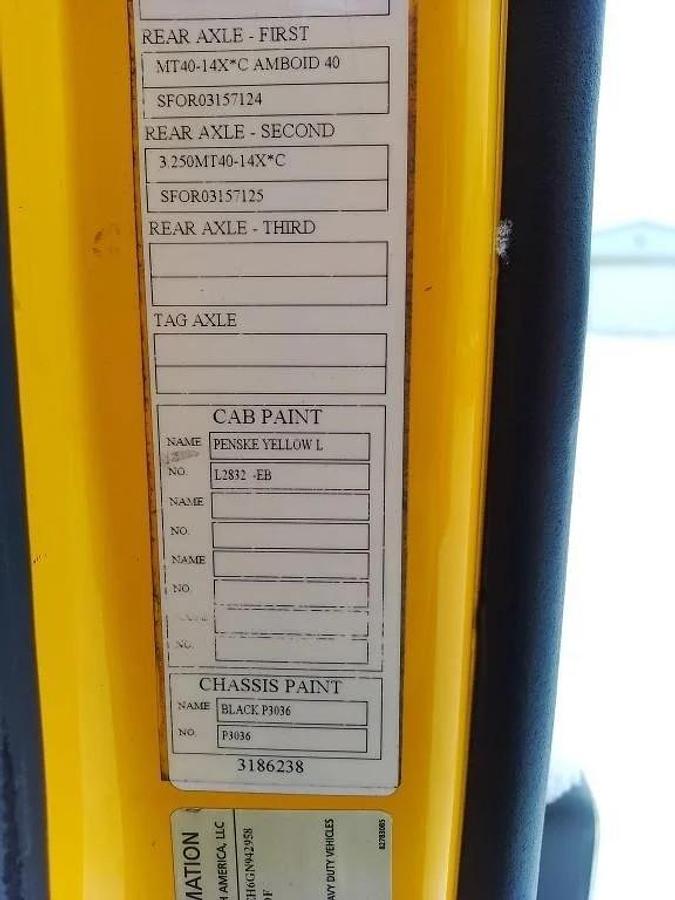 Used 2016 Volvo T/A Highway Tractor