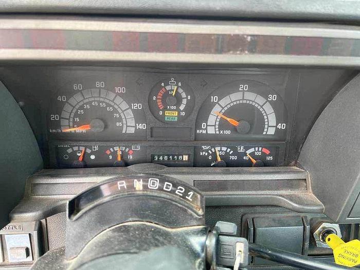 Used 2001 GMC TC7H042 C-SERIES SERVICE TRUCK AUTO, cat diesel