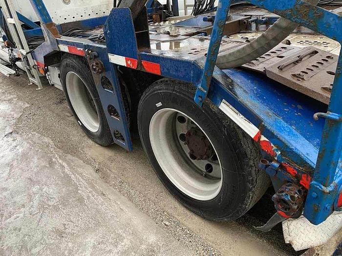 Used 2005 FREIGHTLINER COLUMBIA 8 CAR carrier working daily $39,995