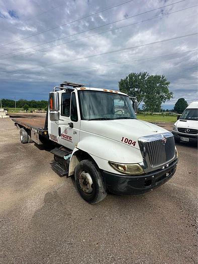 Used 2006 International 4300 Durastar Extended cab