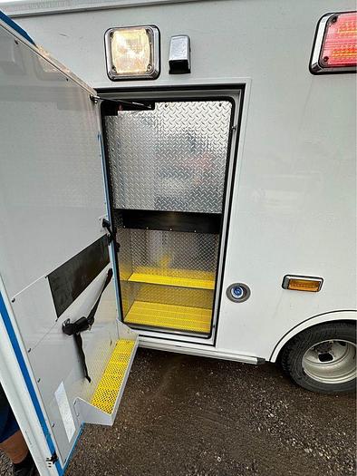 Used 2017 CHEVEROLET 3599 DEISEL AMBULANCE only $26,500 very clean