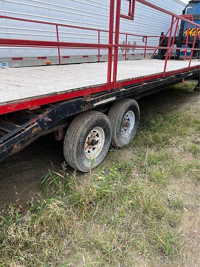 Used 2004 DARCY 30FT. GOOSENECK, 7000 LB AXLES, TILT TRAILER,