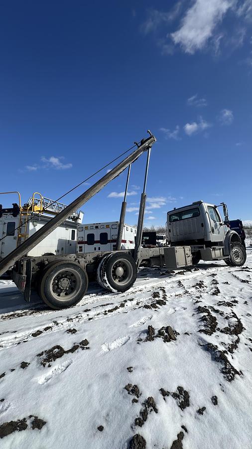 Used 2013 Freightliner M2 106 6x4 Roll-Off Truck