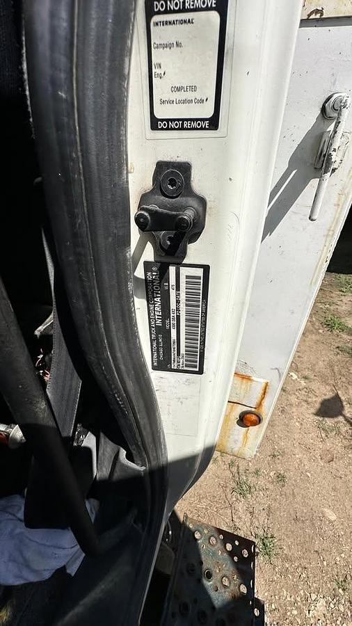 Used 2004 International Bucket Truck 4300 sba 4x2