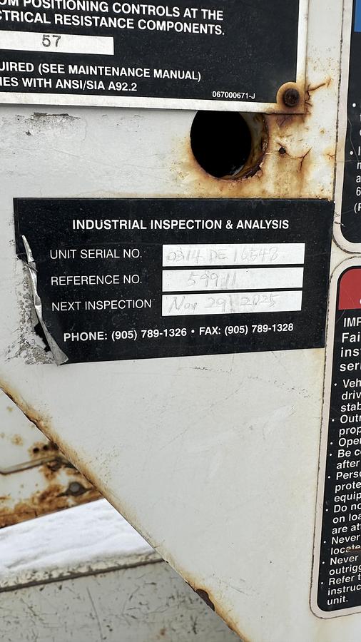 Used 2014 Ford F550 XL SD S/A bucket truck