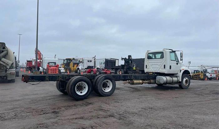 Used 2017 International INTERNATIONAL Cab and Chassis 4400 Tandem