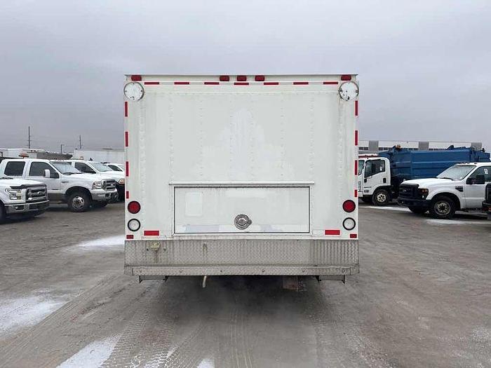 Used 2014 INTERNATIONAL 4300 LP PARTY BUS hydraulic brakes auto,