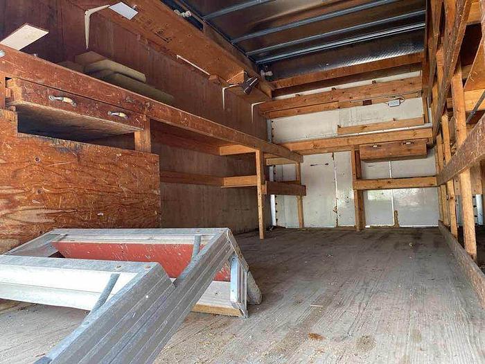 Used 2007 Ford Econoline E350 Super Duty v8 gas 16' box