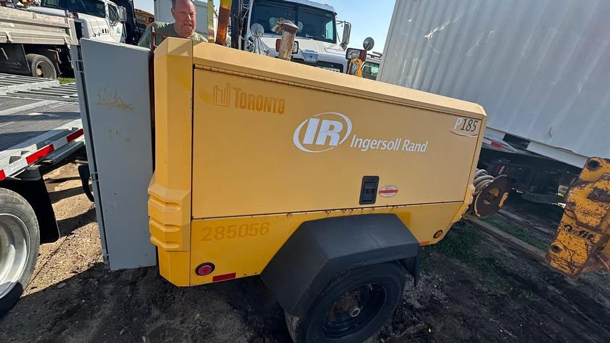 Used 2007 Ingersoll Rand p185wjd compressor