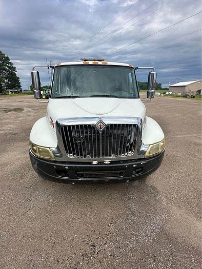 Used 2006 International 4300 Durastar Extended cab