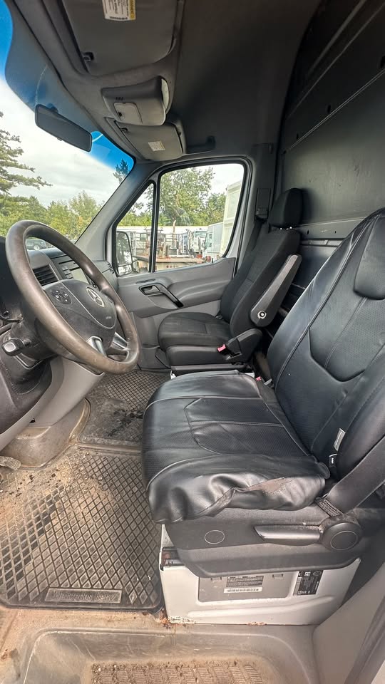 Used 2014 Marcedes Sprinter high cube