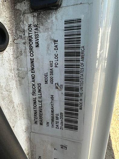 Used 2010 INTERNATIONAL 4300 $11,995 auto/hydraulic brakes 24’ frame