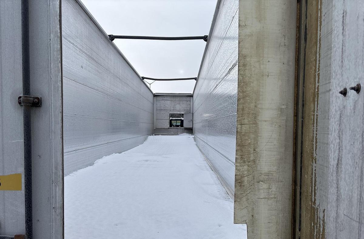 Used 2000 Titan 53 ft x 102 in T/A Moving Floor Open-Top Chip Trailer