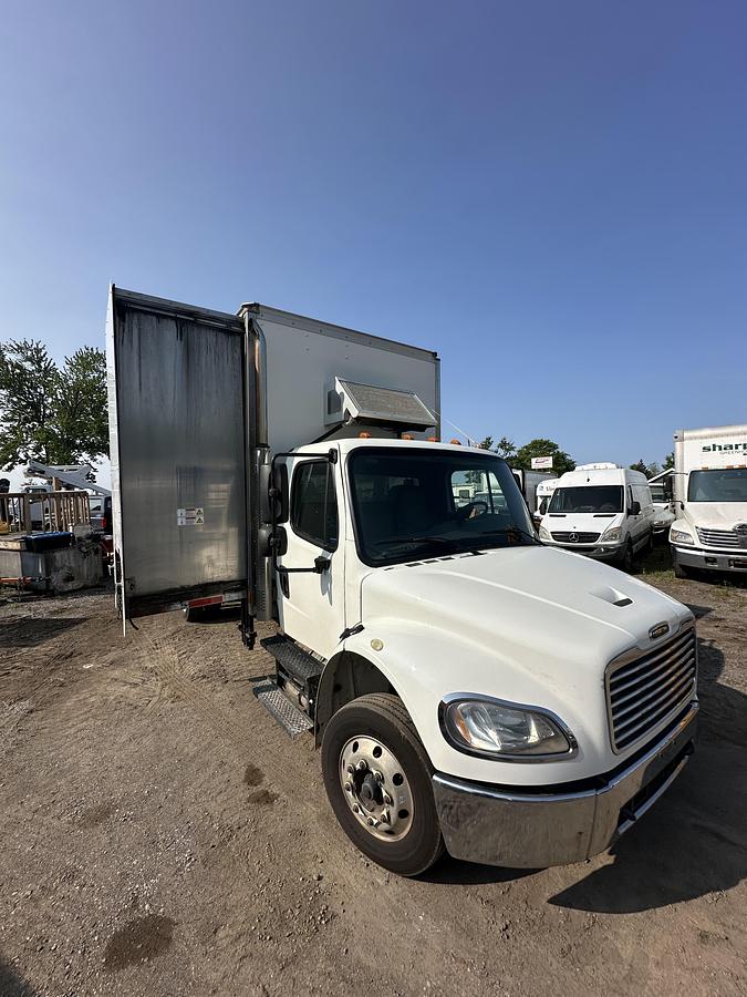 Used 2016 Freightliner M2 106 4x2 Mobile Shredding Truck