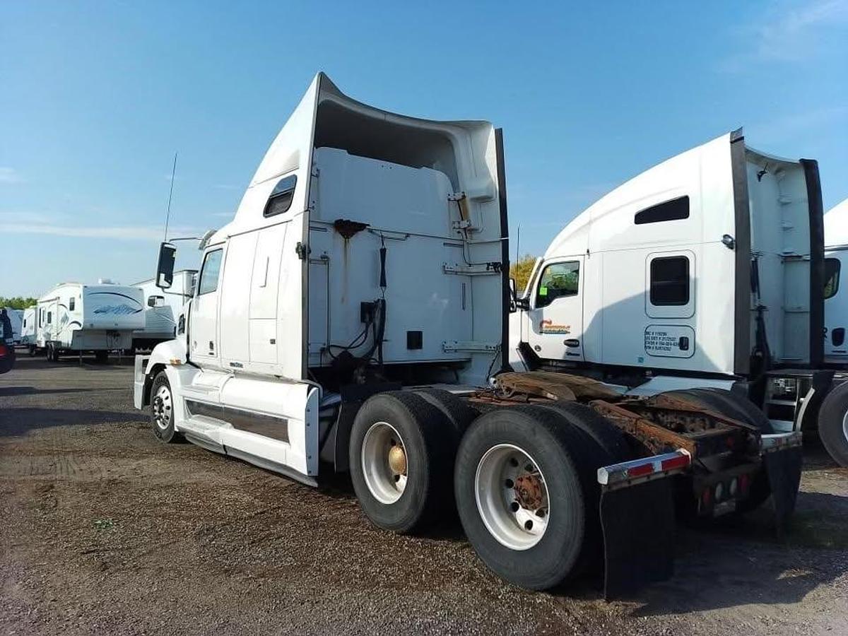 Used 2019 Western Star W5700XE t/a highway tractor