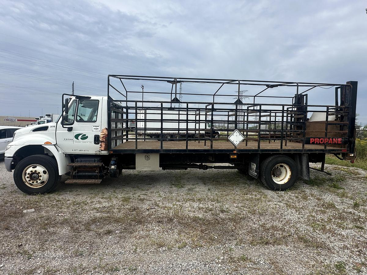 Used 2016 International 4300 series air brake